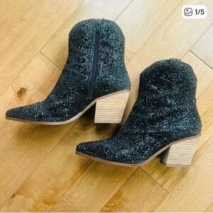 Betsey Johnson Black Rhinestone Studded Cowboy Boots Size 6
